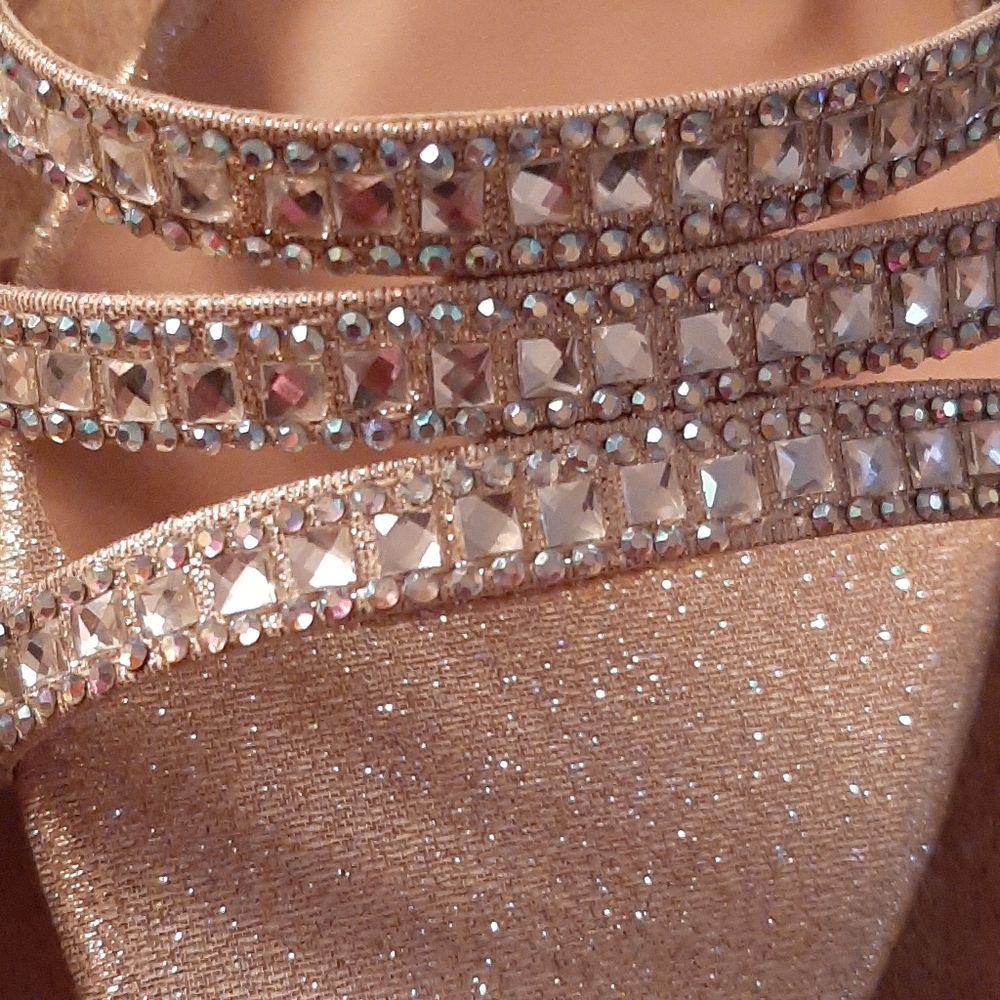 Heels - Picture 3 of 5